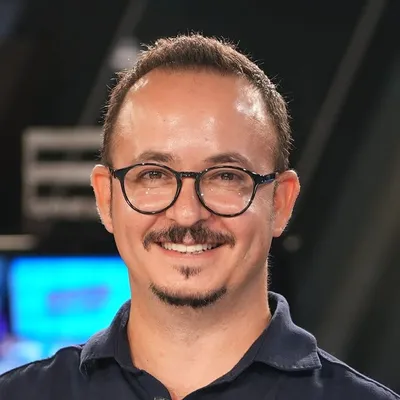 Malik Abacı profile