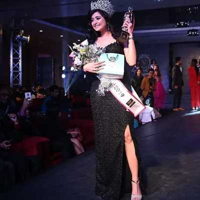 DrMrinaliny Dwivedi profile