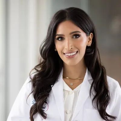 Dr. Natalie Bakhshi👑 profile