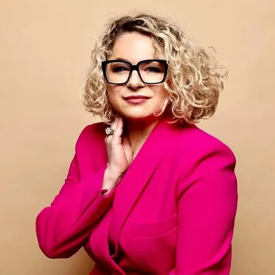 Dr. Sandra Bank profile