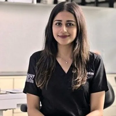 Simran Kapahi profile