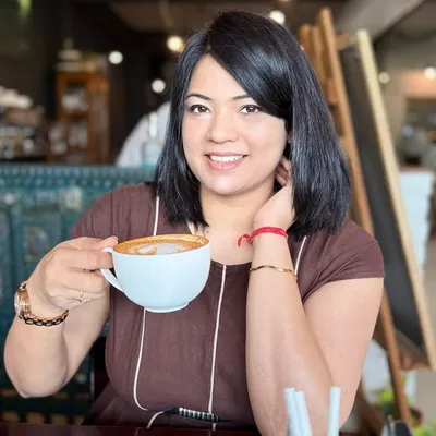 Dr Sonam Mahajan profile