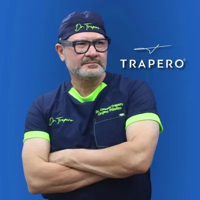 Dr. Conrado Trapero | Cirujano Plástico profile