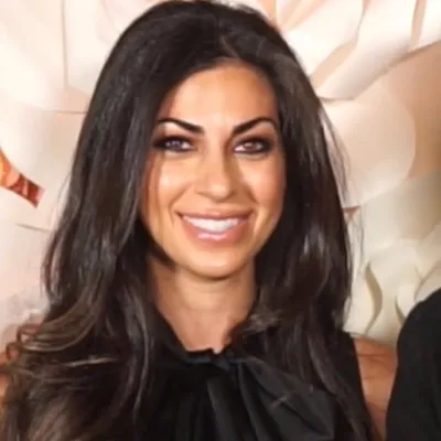 Desiree Yazdanshenas profile
