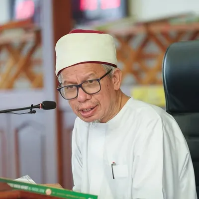 Dr. Zulkifli Mohamad al-Bakri profile