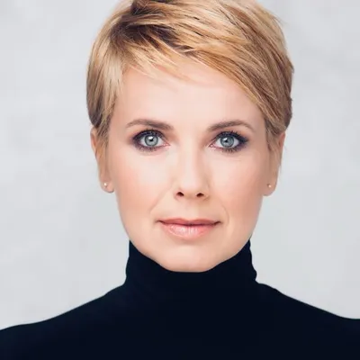 D. Tóth Kriszta profile
