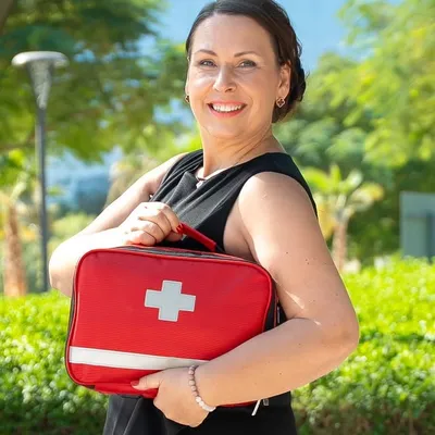 Dr. Angela Thomas profile