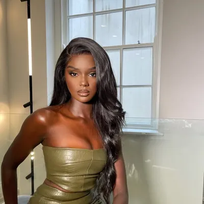 Duckie Thot profile