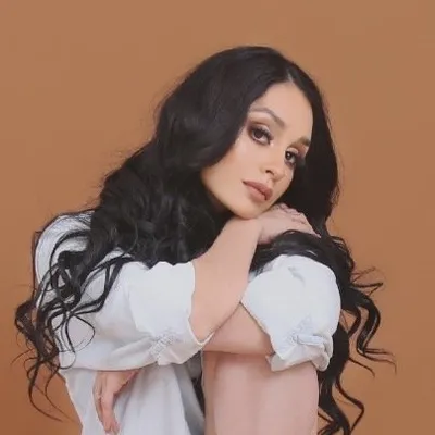 Dulce Gaytán profile
