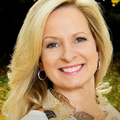 Cindy ~ Dwellings Home and Garden profile