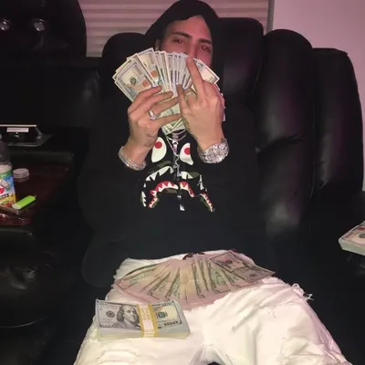 DYLIE DOLLA$ profile