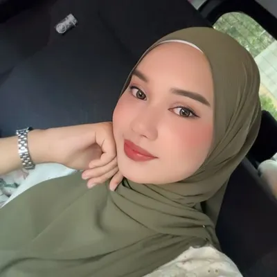 Dyra Halim profile