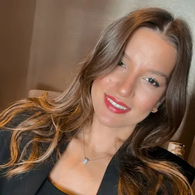 Hilal Tavaslı Şakar | Fonksiyonel Tıp Diyetisyeni profile