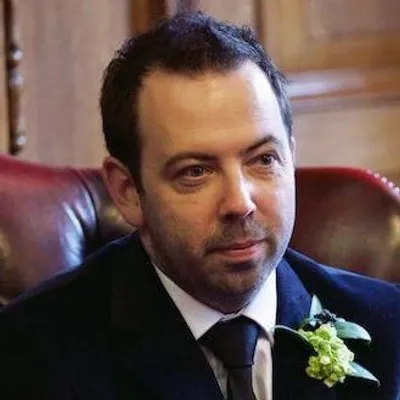 Eamonn Carey profile