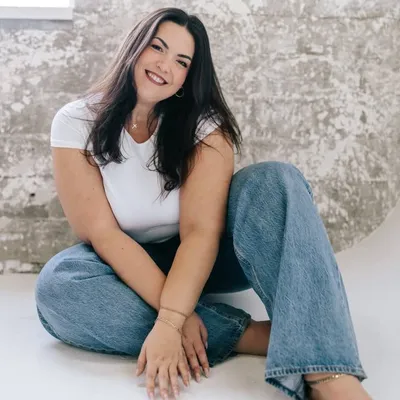 Carmen Rene profile