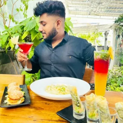 ABHISHEK || FOOD !🧿 profile