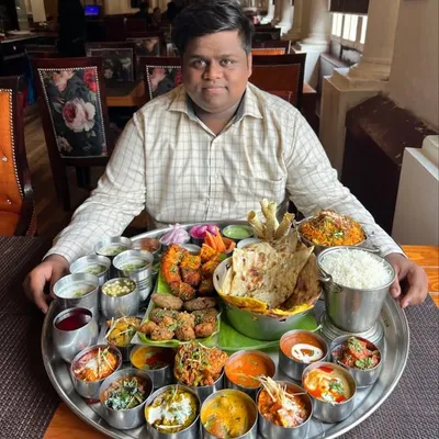 Deepanshu Pal | Vegetarian Content Creator profile