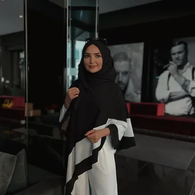 Ebru Erol-H. | OOTD profile