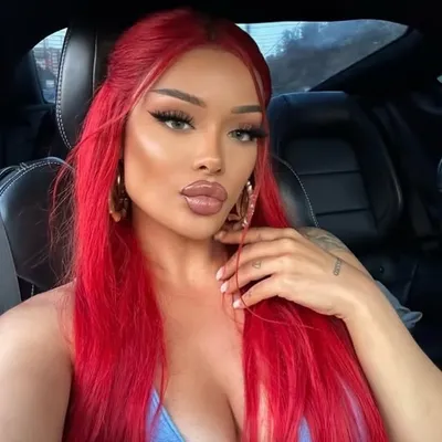 Ecem Bülent profile