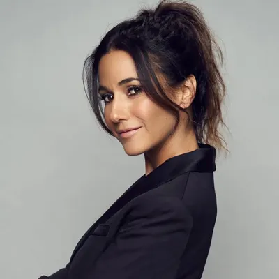 Emmanuelle Chriqui profile