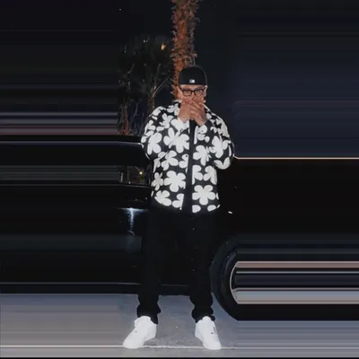 eddiehundreds profile