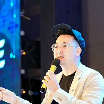 Edho Zell profile