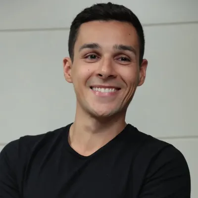 Eduardo César profile