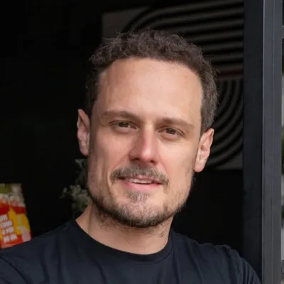 Eduardo Richard profile