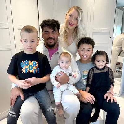 Lauren T-Brooks profile