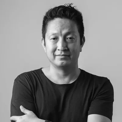 Edward Shimray (Siro Makeup Studio)