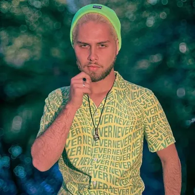Edward Ostrovsky profile