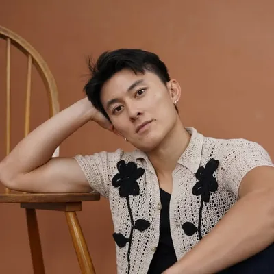 Edwin | Crochet designer & Actor profile