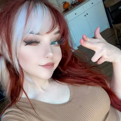 Evie Davis profile