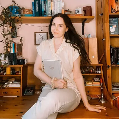 Effi Lind | bookish writer profile