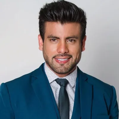 Efra Ruales profile