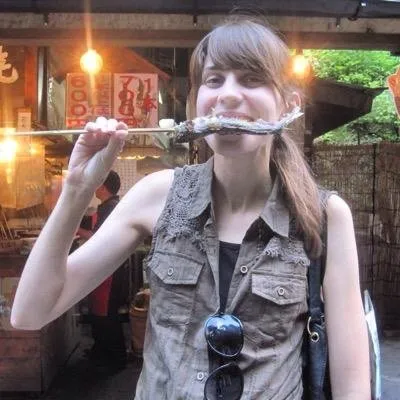 Laura 📷✨ グルメから英語を勉強しよう! profile