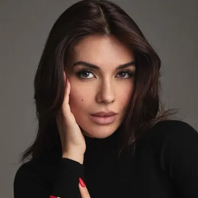 Ekin-Su profile