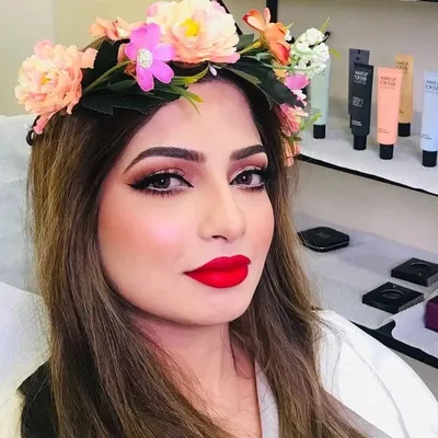 Iqra Mirza profile
