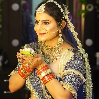Ekta Singh profile