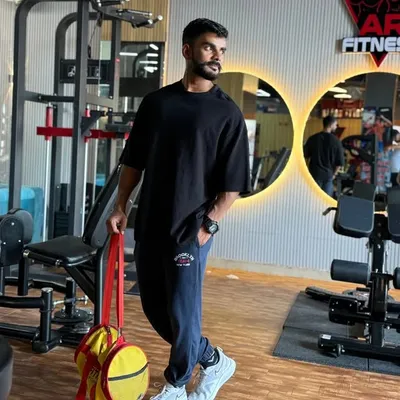 Saurabh Svaraaj profile