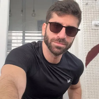 Elad Atrakchi profile