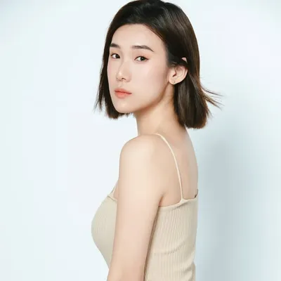 Elaine.张容语☘️ profile