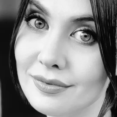 ELA LLAMIN profile