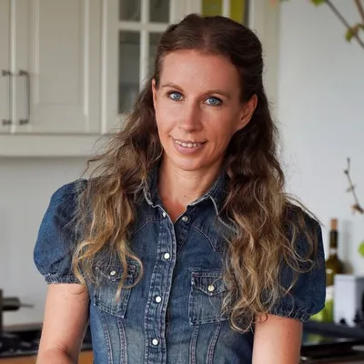 Michaela Vais | Vegan Food ♡ profile