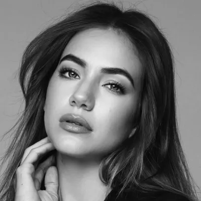 Ela Velden profile