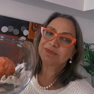 Elba Escobar profile