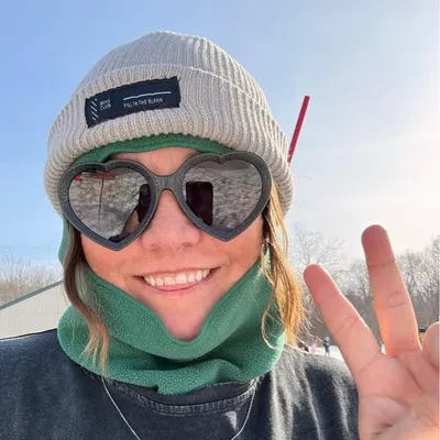 Lesley Gendron profile