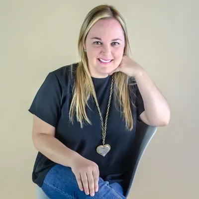 Carla | Mamá | Bienestar | Travel | Wellness profile