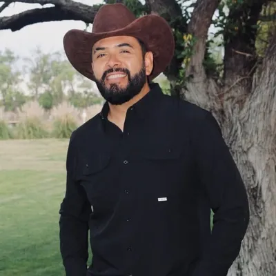 Alex Villarreal profile