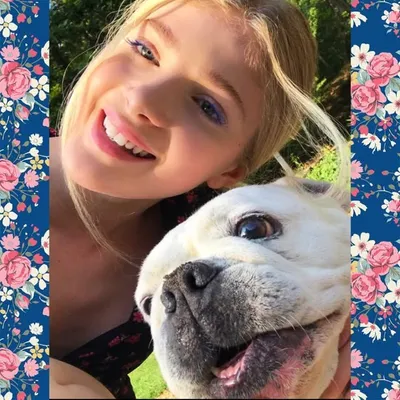 Elena Kampouris profile